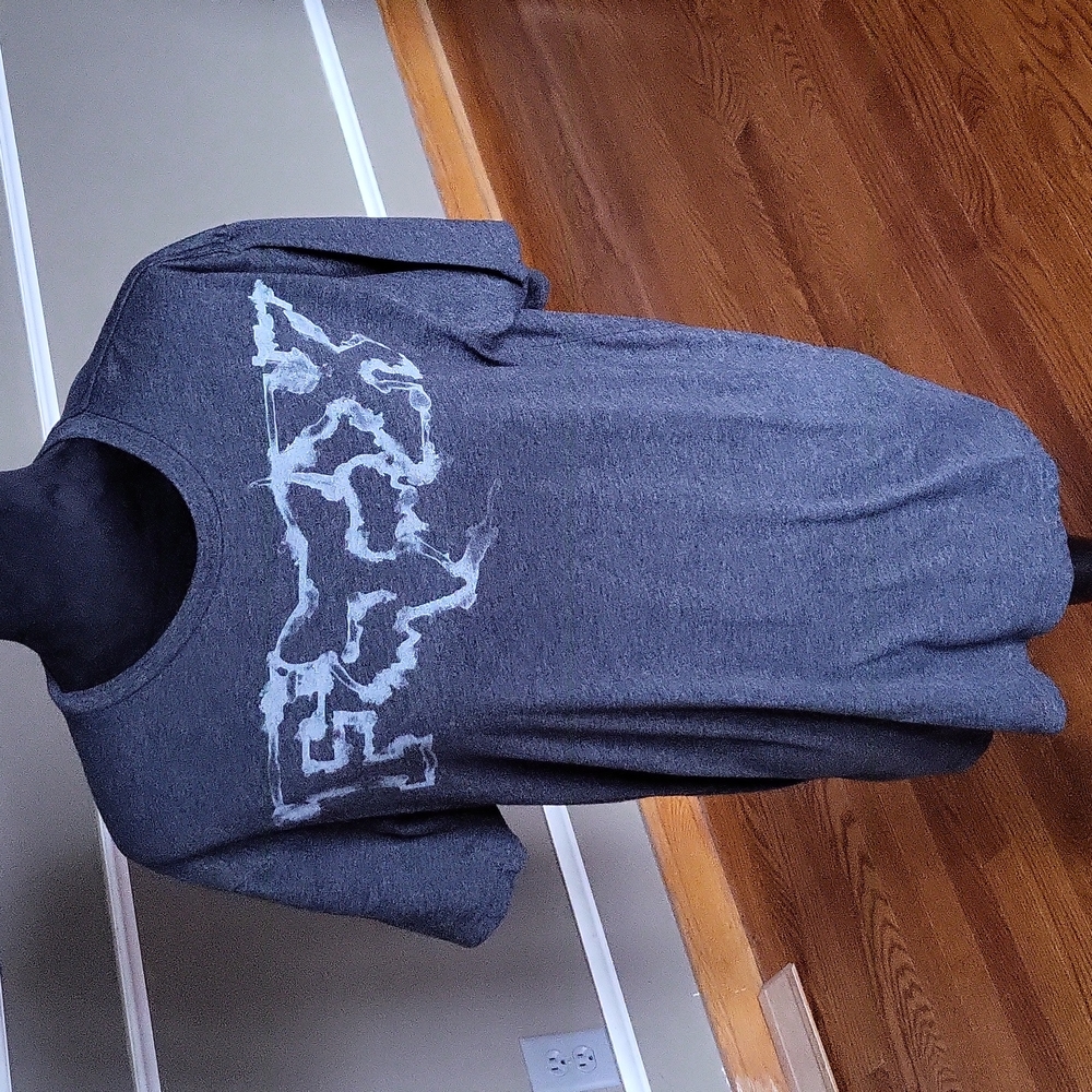 FOX Gray Tee Size Large